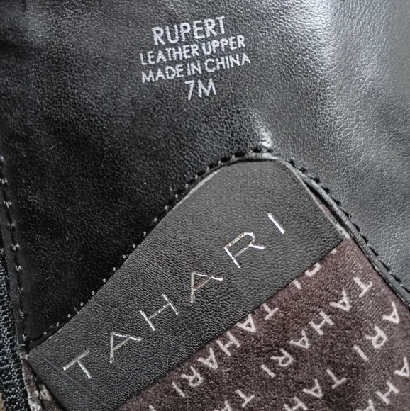 Tahari RUPERT Black Leather Upper Shoes.New Condition - Picture 7 of 9